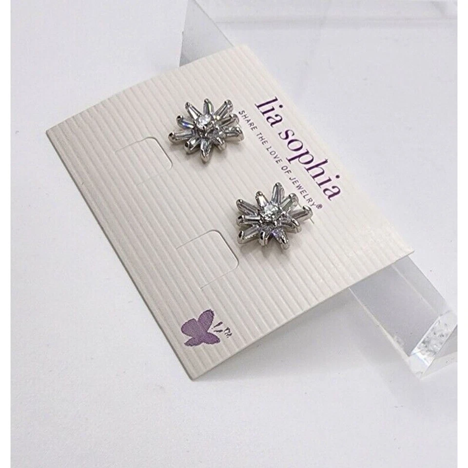 PENDIENTES POSTE FLOR HIELO CIRCONITA PLATA BRILLANTE LIA SOPHIA .5 pulgadas Foto 4 de 4