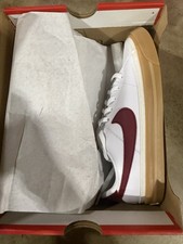 Nike COURT LEGACY Size 5y/6.5w. NIB. Never Worn. DA5380 132. Red Gum Bottom
