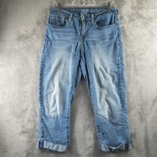 Signature Levi Strauss Jeans Women's Sz 10 Modern Capri Med Wash Blue Cuff Denim