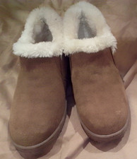 Minnetonka Eagan Dusty Brown 69043 Suede Faux Fur Moccasin Bootie Slippers Sz 7