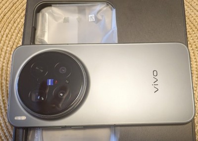 Vivo X300 Pro Global Edition - 512gb | Black.