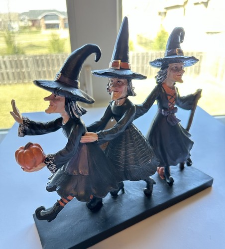 NEU Sweet Street Resin Hexentrio. 10” x 9” x 2,5”. Hexenbesen abgebrochen - Bild 2 von 11