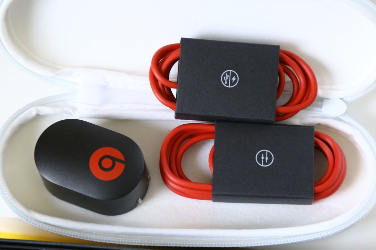 🎦Authentic Beats Pill 2.0 Bluetooth Speaker Dude Stand Pink