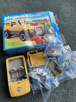 Playmobil 5532 City Life Tierarzt mit Auto. UNGEÖFFNET. Einige Beschädigungen am Karton