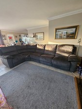 Corner Sofa electric recliner  Excellent Condition