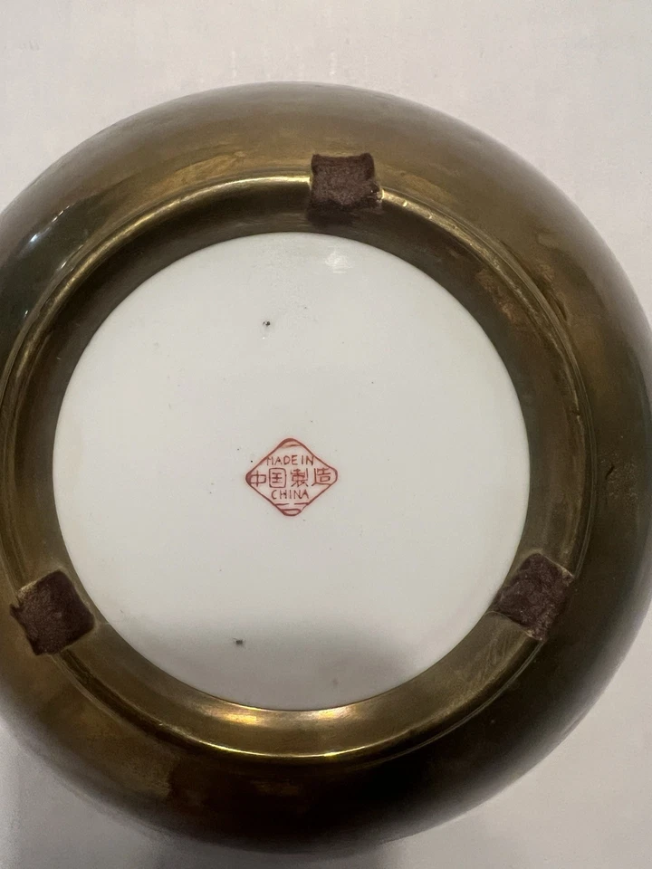 Antiguo cuenco japonés pintado de latón esmaltado con decoraciones de carpa/pez. "7"" X 2""" Foto 3 de 3