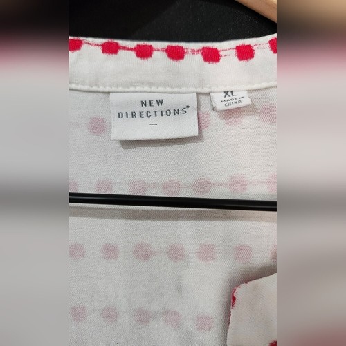 New Directions Women's Top Size XL Pink White Geometric Stripe Cruise Resortwear - Picture 7 of 8