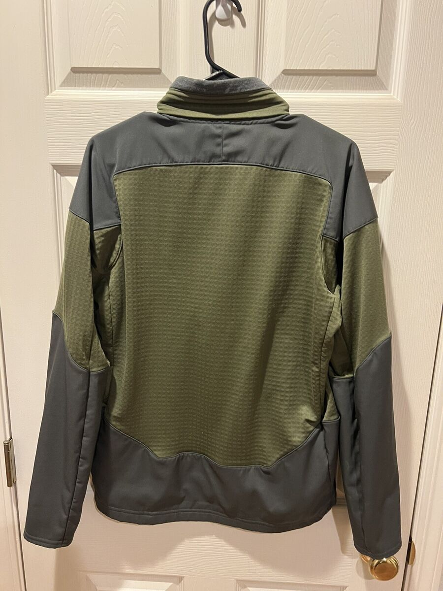 Patagonia Men's Long-Sleeved R1 Field 1/4-Zip Fleece Jacket Patagonia Men's Long-Sleeved R1 Field 1/4-Zip Fleece Jacket