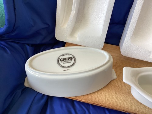 Chefs Item #28683 Dual Chamber Deluxe Butter Boat - In Original Box - Pre-owned - Picture 6 of 11