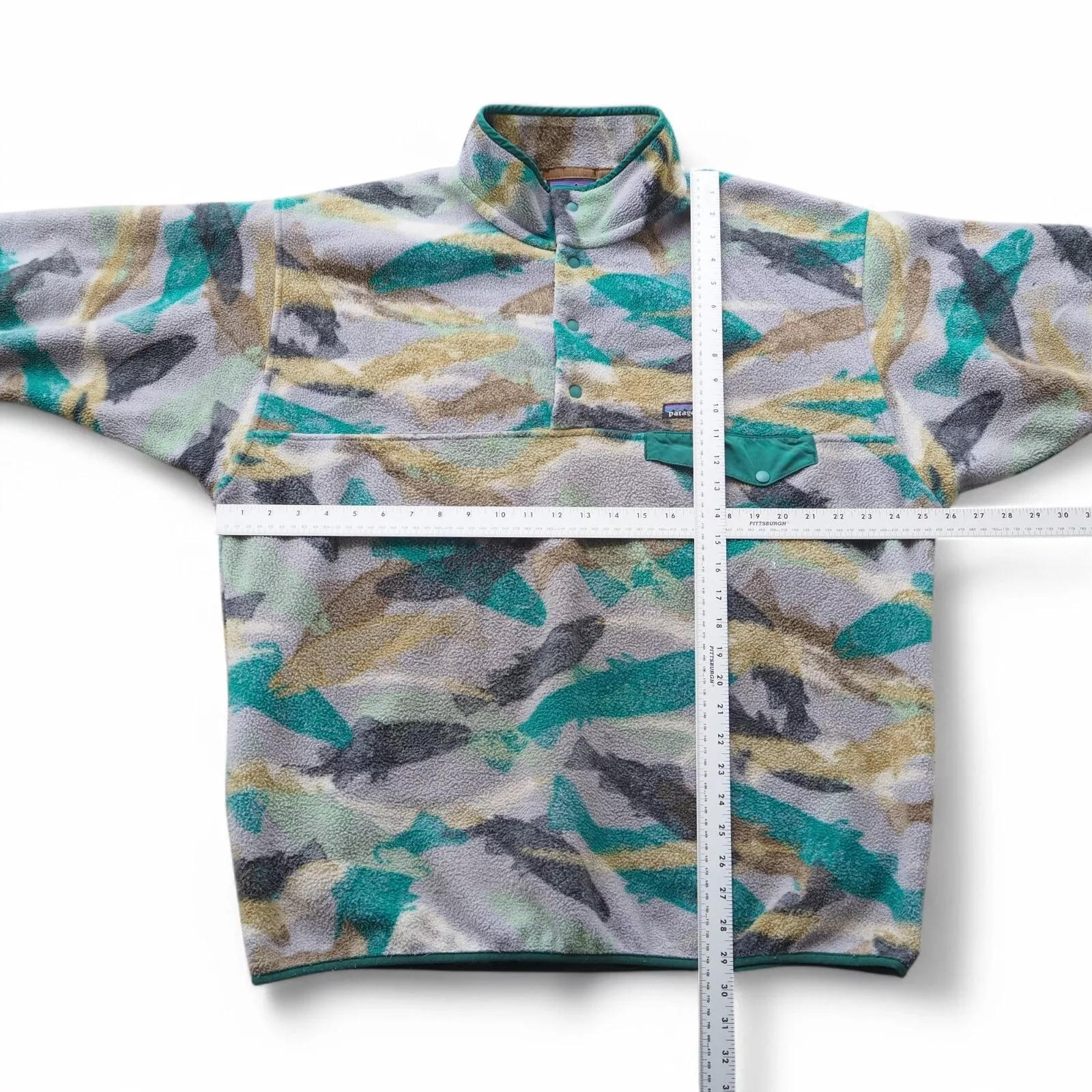 patagonia synchilla snap-t fleece pullover fish trout tails legend jacket