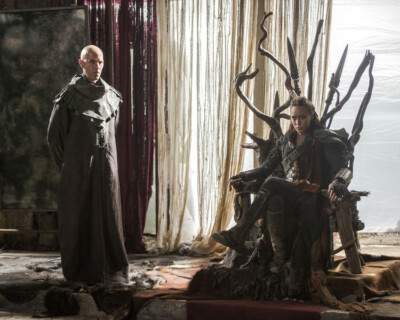 The 100 Alycia Debnam-Carey as Lexa on throne 16x20 Canvas Giclee