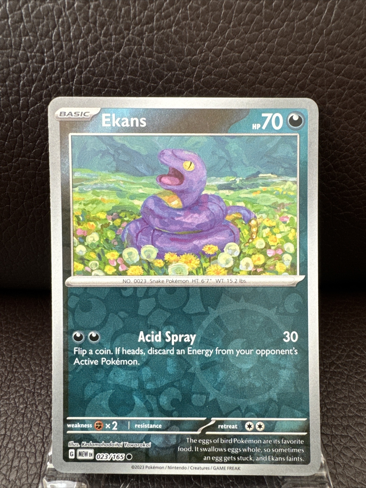 Ekans (23/165) Reverse Holographic 151 Pokemon card
