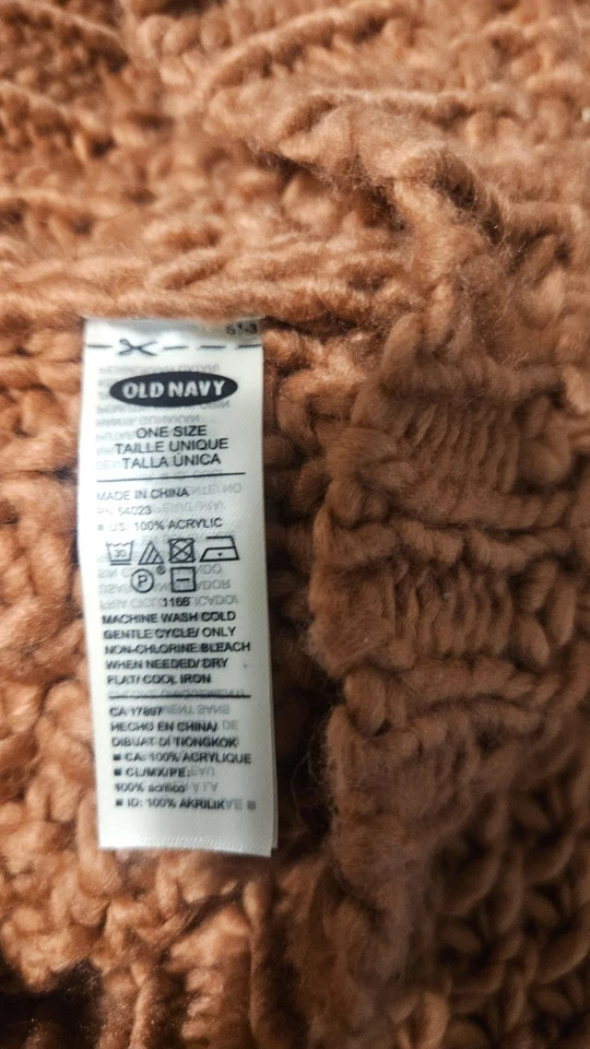 Antiguo conjunto de sombrero y bufanda azul marino tejido Foto 4 de 4