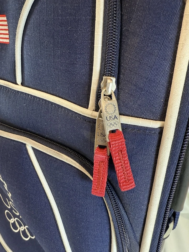 Roots Team USA Olympic Roller Carry On Bag Athens Olympics 2004 Luggage Suitcase - Image 4 of 4