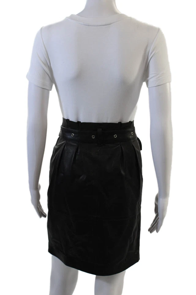 Saia feminina IRO lápis reto couro de cordeiro preta tamanho P - Imagem 3 de 4