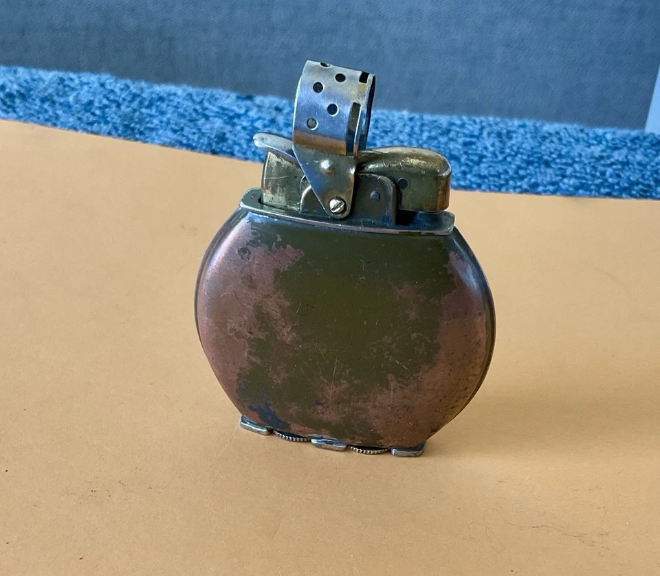 WWII British war Dep. Vintage Copper Spitfire TRENCH-ART Lighter 190772 Works - Image 2 of 4