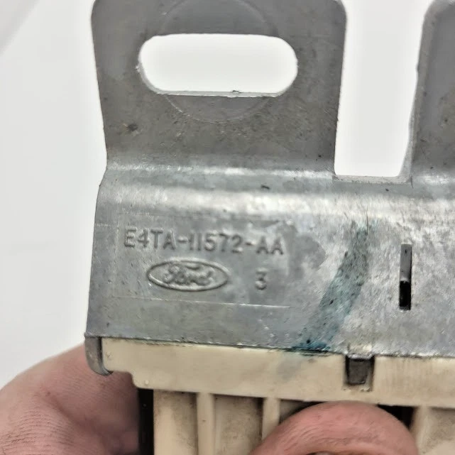Interruptor de encendido Ford Ranger Bronco II 1980-1994 E4TA-11572-AA OEM Foto 4 de 4