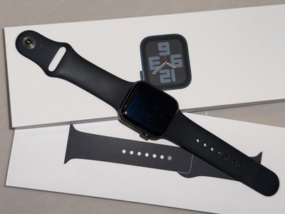 Apple Watch SE 2 Gen. 40mm Alu Cellular Mitternacht Sport Loop