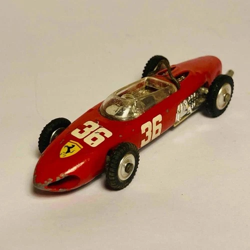 Corgi Toys #154 Ferrari  Formula 1 Racing Car - Original Vintage (ref32)