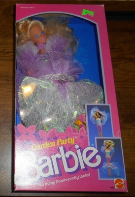 1988 GARDEN PARTY BARBIE DOLL #1953 Vintage Mattel Dress Earrings Ring