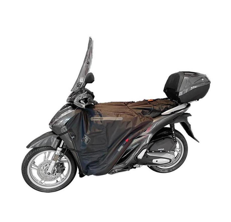 Ne craignez plus la pluie en Honda SH 125 avec le tablier Tucano Urbano R212 étanche