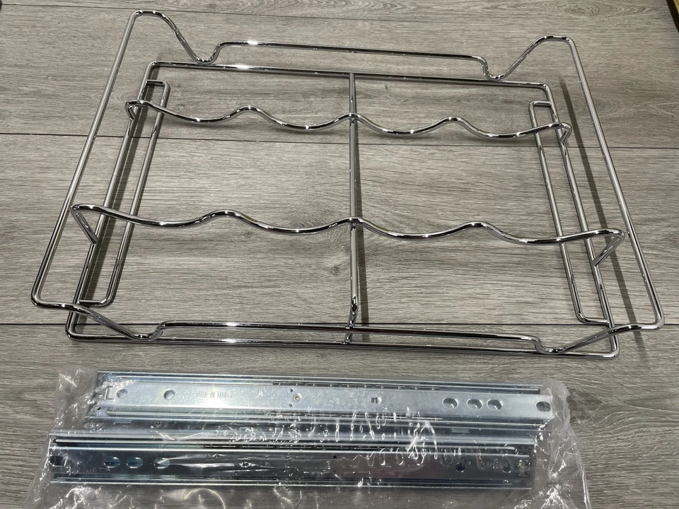 Estante extraíble para vino Rev-A-Shelf 5WBR-18CR-1 laterales 18" - cromado Foto 2 de 2