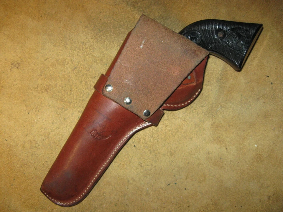 Hunter Holster Colt Scout Ruger Wrangler Single Six .22 LR to 5 1/2 in RH GC - Image 2 of 3