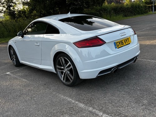2016 AUDI TT 2.0 TFSI S-Line DSG - Picture 3 of 13