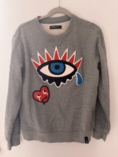 Roku Studio Gray Embroidered Sweatshirt – Eye & Heart Graphic, Men’s/Unisex L