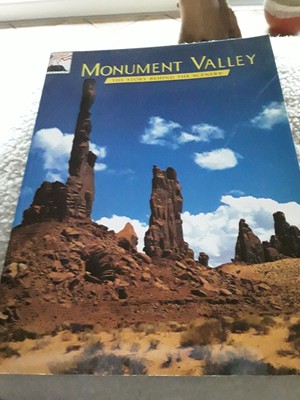 Monument Valley The Story behind the Scenery ISBN 0887142192 in englisch 