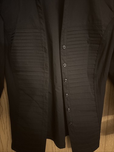 Zac and Rachel women’s Black Fitted Blouse Size medium - Picture 3 of 5