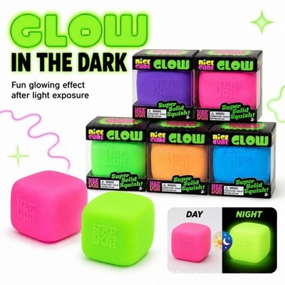 NeeDoh Nice Cube Glow Squishy Fidget Toy Stressabbau leuchtet im Dunkeln - Lila