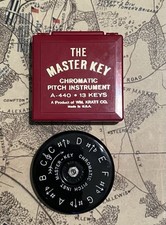W.M. Kratt Co The Master Key Chromatic Pitch Instrument A-440 13 Keys, MK1-F