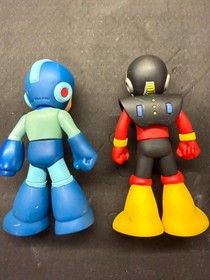 Megaman 2005 Figure Lot Of  8 NES Nintendo capcom vintage