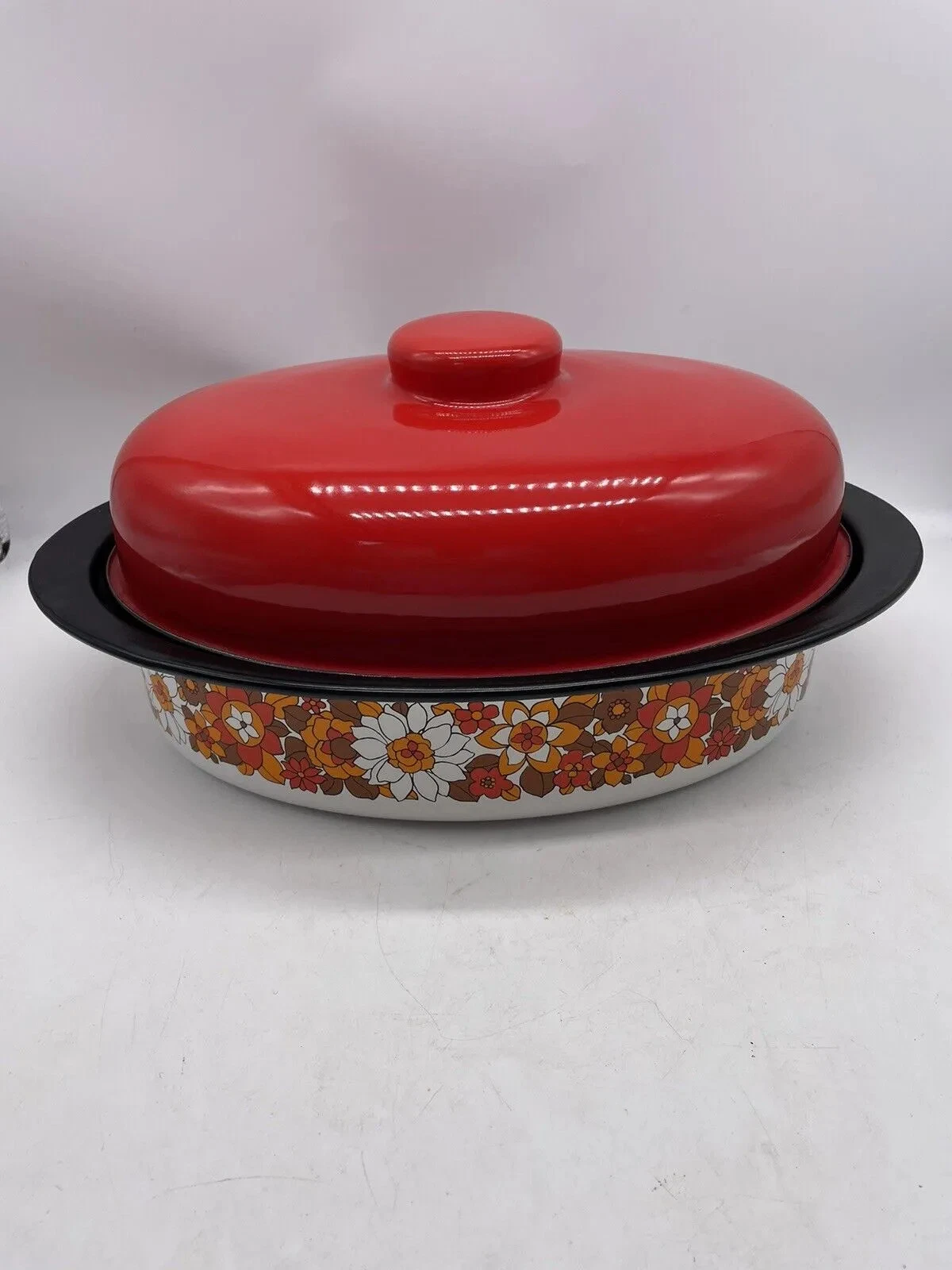 Vintage Enamel Oven Dish/Roasting Pot with Lid in Red Floral MCM Design (Unused)