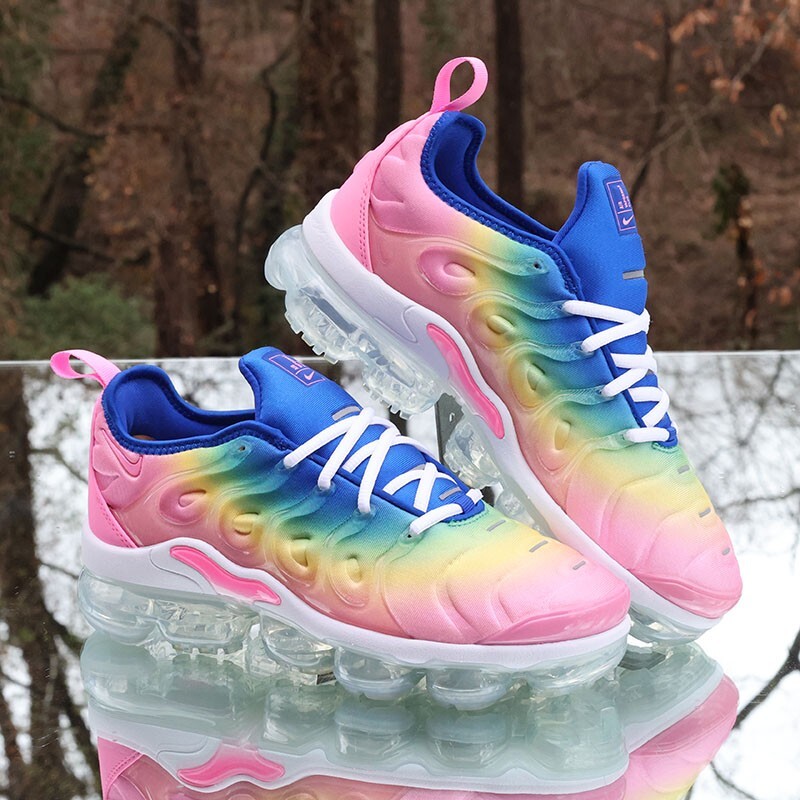 Nike Air Vapormax Plus Cotton Candy Rainbow Women's Size 7.5
