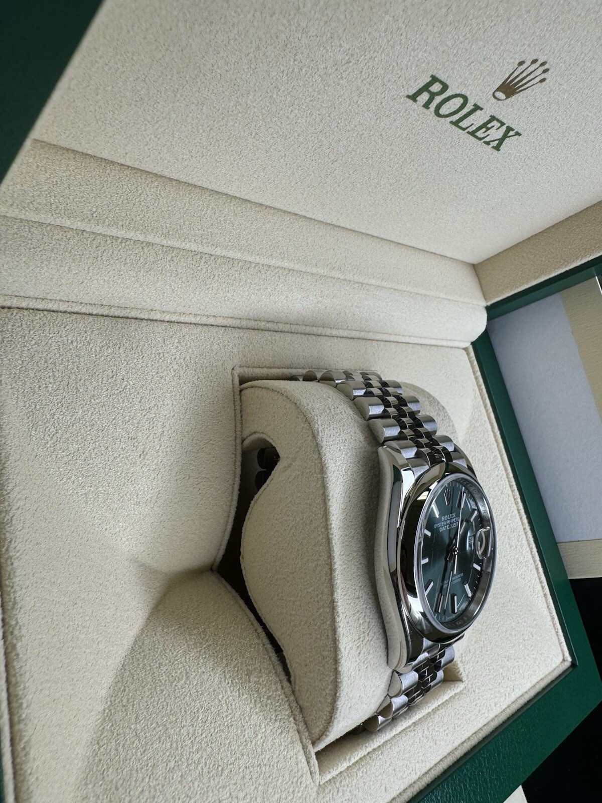 Rolex Datejust 36 126200 2025  Mint Green Smooth Bezel Jubilee Full Set image 7