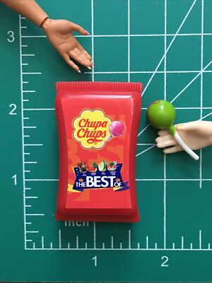 Super Impulse SUGAR BUZZ Collectible Chupa Chups   Micro Small Tiny Doll Mini