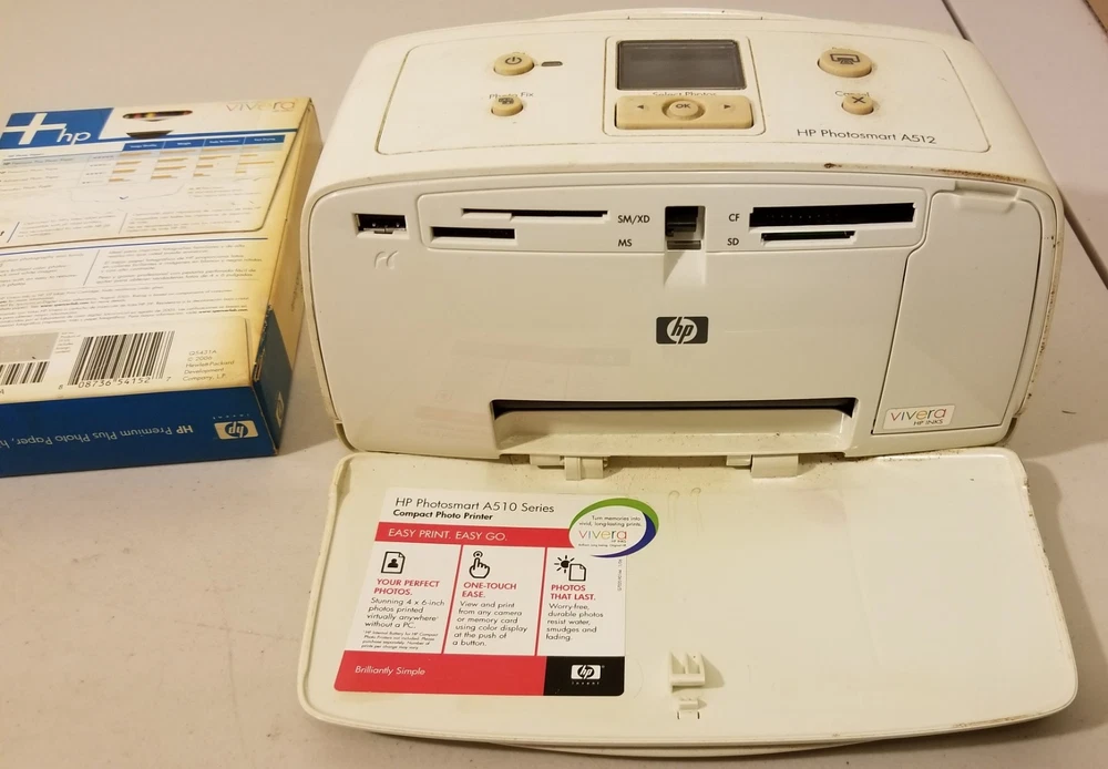 HP - A512 -Digital Photo Printer, 200 Sheets 4" x 6" paper, Q5431A / Q7906A-READ