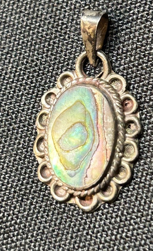 Mexican sterling silver abalone shell pendant - image 2