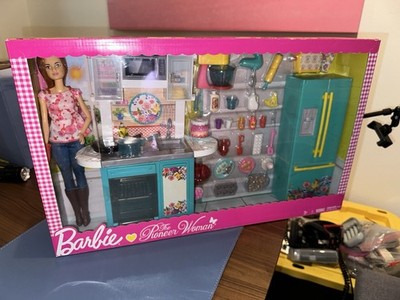 Barbie Pioneer Woman Kitchen Playset 2018 SKU: GBG53 NIB