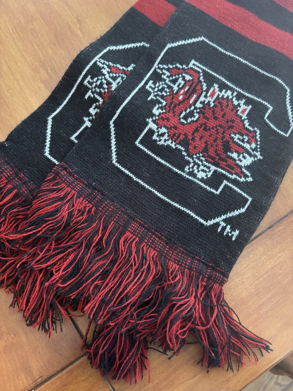 University Of South Carolina GAMECOCKS SCARF In EUC Forever Collectibles