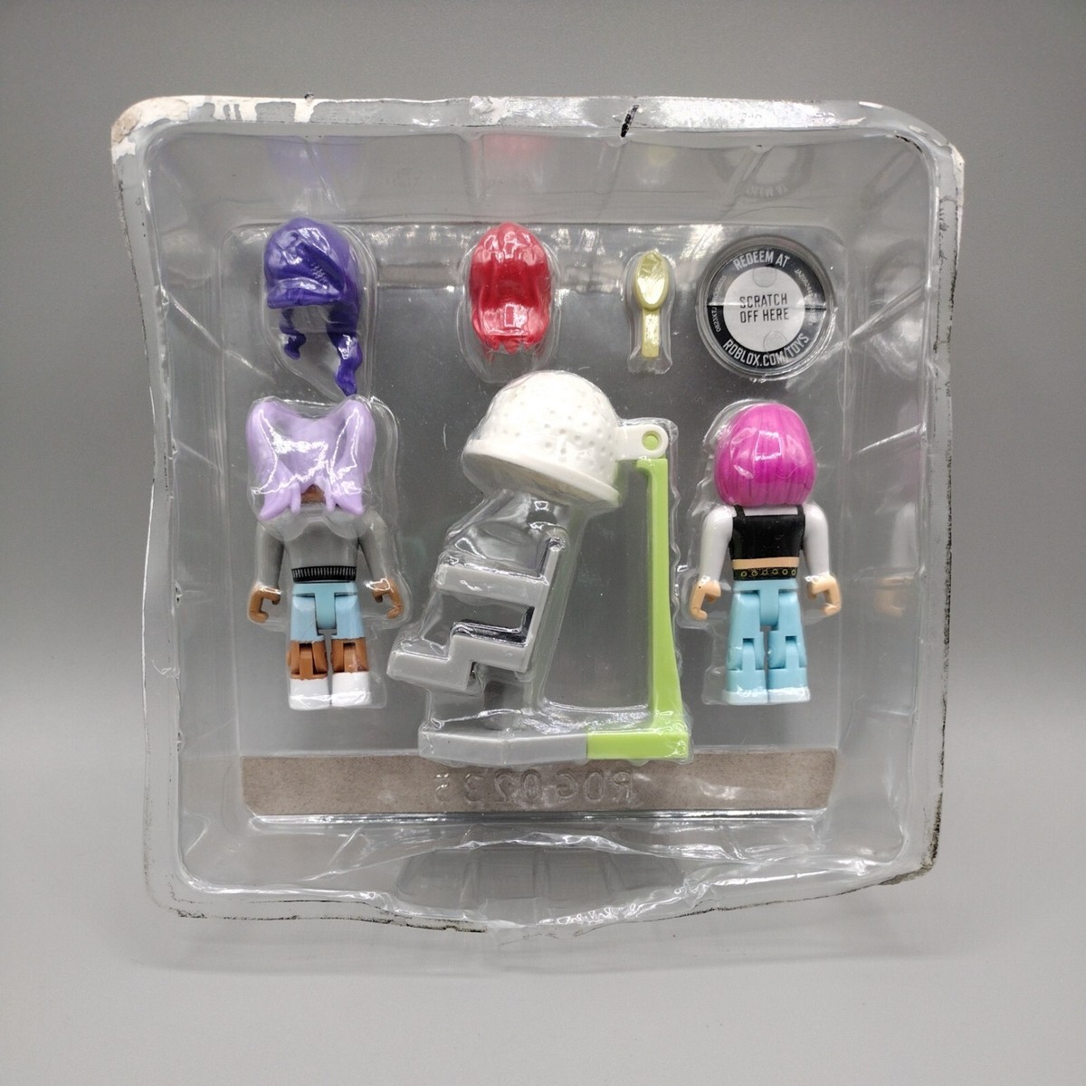ROBLOX Action Figure BROOKHAVEN HAIR & NAILS Polish Playset