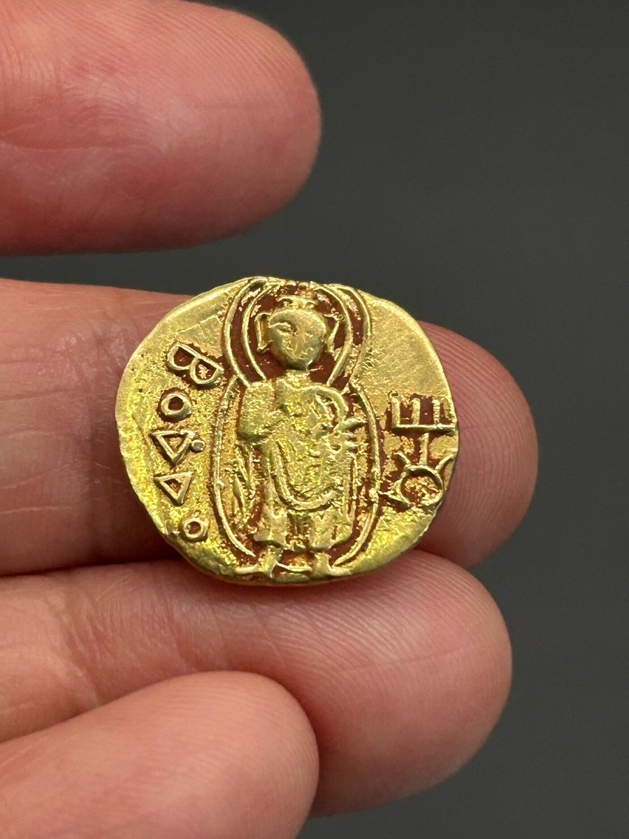 3.86g Authentic Kushan Kanishka I Buddha 1/2dinar SoLiD 19K GOLD