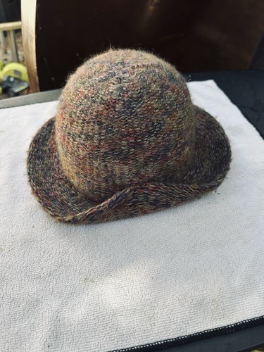 Vintage Mod Betmar Cloche Derby Hat Felted Wool Blend Made in Italy Womens Retro - Picture 1 of 5