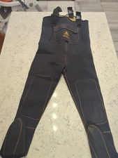  ProLine Premier Neoprene Chest Waders with feet size small