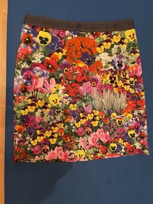Hochwertiger Moschino Boutique Damenrock schöne Blumen mehrfarbig Gr. 38/40 NEU