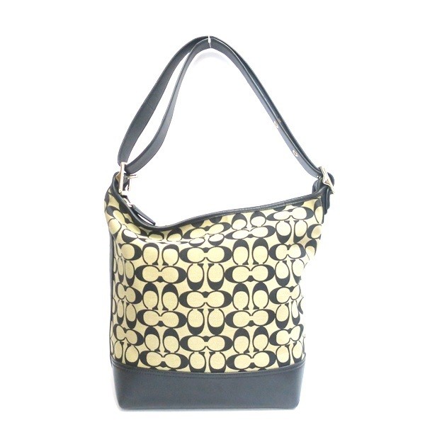 Coach 32684 Signature Shoulder Bag