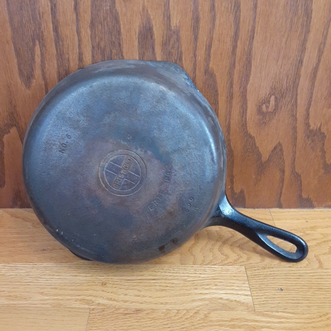 Vintage Griswold No 6 Cast Iron Skillet 9