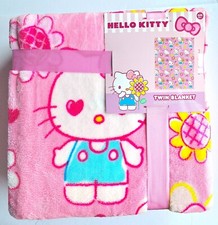 Hello Kitty Valentine Hearts Yellow Flowers 60 x 90" PINK TWIN Throw Blanket NWT